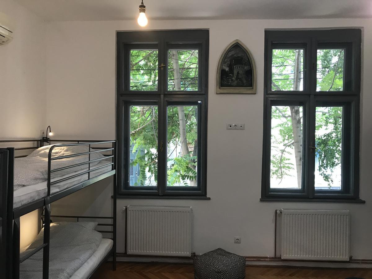 Passpartout Hostel Timişoara Extérieur photo