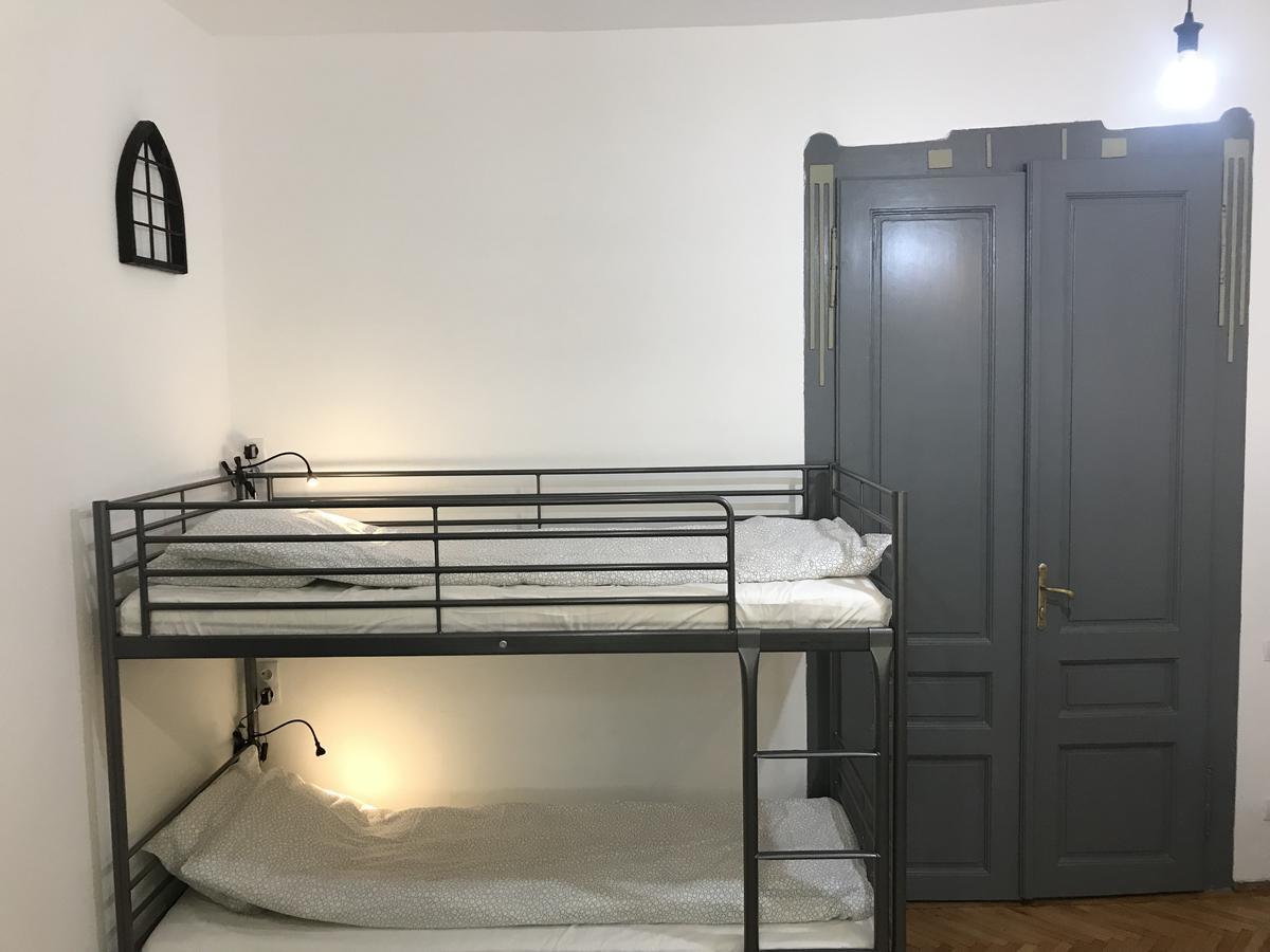 Passpartout Hostel Timişoara Extérieur photo