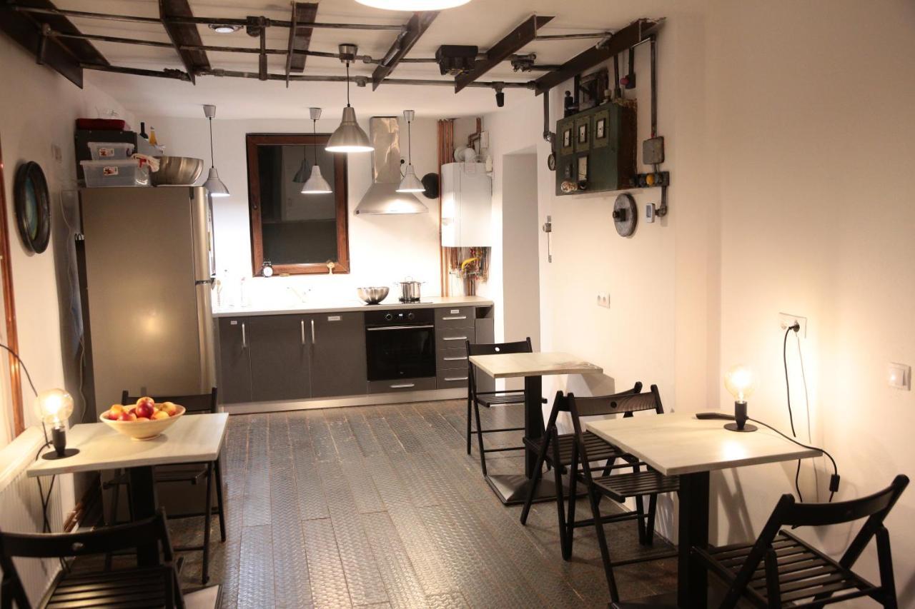 Passpartout Hostel Timişoara Extérieur photo